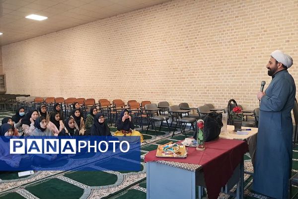 نشست تخصصی نماز در مدارس کهریزک 