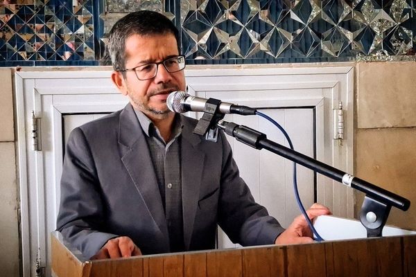 پرستاران؛ وارثان حضرت زینب ونماد مقاومت و ایستادگی هستند