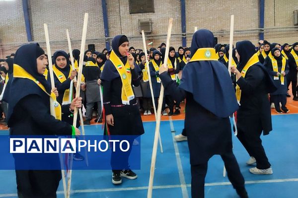 همایش بزرگ هزار نفری یاوران انقلاب و پیشتازان مقاومت در شهر جدید پرند