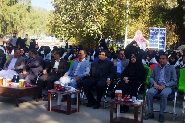280 دانش‌آموز دختر سیستان‌و‌بلوچستان عازم اردوی راهیان نور شدند