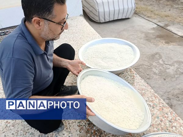 پخت و توزیع نذری در روز تاسوعای حسینی روستای حسن آباد داراب استان فارس