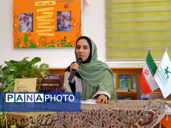 نشست ادبی خوانش نامه‌های سهراب سپهری در قم