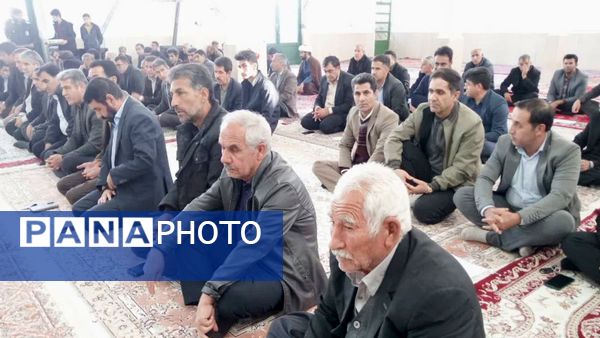 مراسم یادبود 2 فرهنگی فقید کوهنانی در مصلای مسجدالنبی