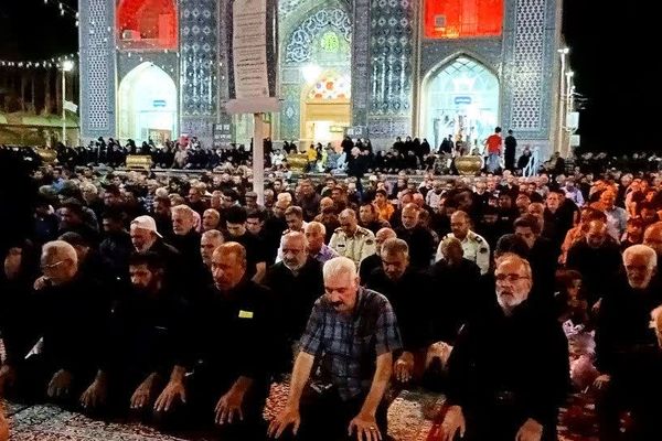 نمازی به عشق اباعبدالله
