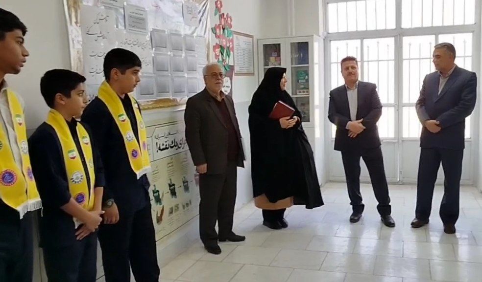 بازدید ارزیاب مدارس سما استان خراسان رضوی از دبیرستان پسرانه متوسطه اول سما شهرستان کاشمر 
