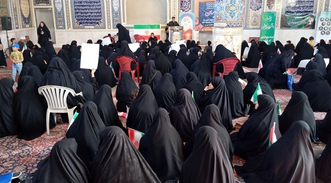 هم‌ صدایی زنان شهر بن در حمایت از رهبری