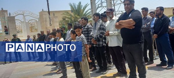 مردم شهر رویدر طنین انتقام‌خواهی را در روز غدیر سر دادند