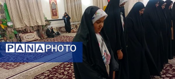 نماز جماعت در شب میلاد حضرت زهرا س در خلیل آباد