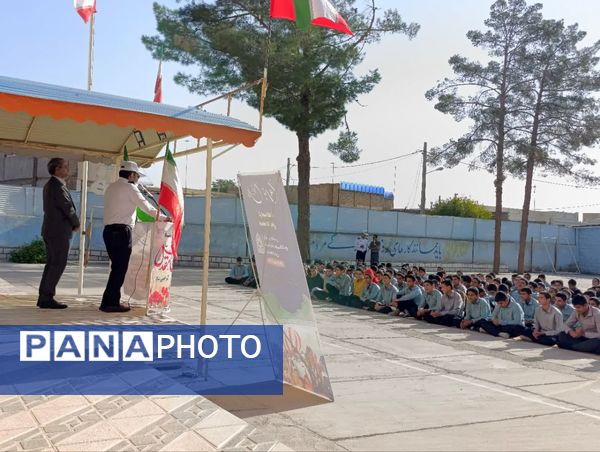  زنگ فرهنگ ترافیک در دبیرستان رییس‌زاده خلیل اباد به صدا درآمد