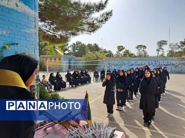 برگزاری جشن جوانه‌ها در آموزشگاه تکتم باخرز
