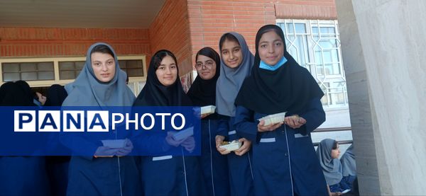 برپایی موکب دانش‌آموزی به‌مناسبت شهادت حضرت فاطمه(س)