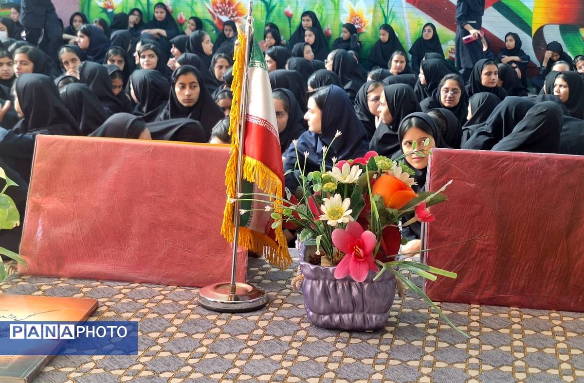 مراسم ولادت حضرت زینب(س) در دبیرستان فیاض