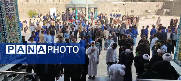 دانش‌آموزان بندرخمیر پیشگام در تجدید میثاق با آرمان‌های استکبارستیزی