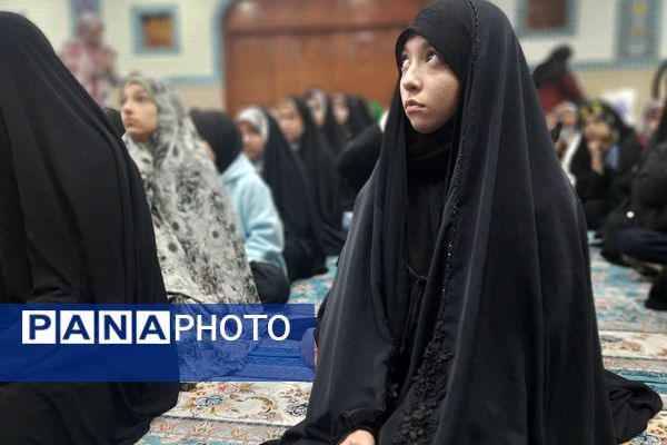 اعتکاف دختران آسمان با محوریت بصیرت نوجوان و حاج قاسم سلیمانی در باقرشهر 