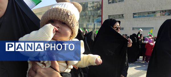 فریاد طنین انداز همبستگی دانش آموزان مشهدی 