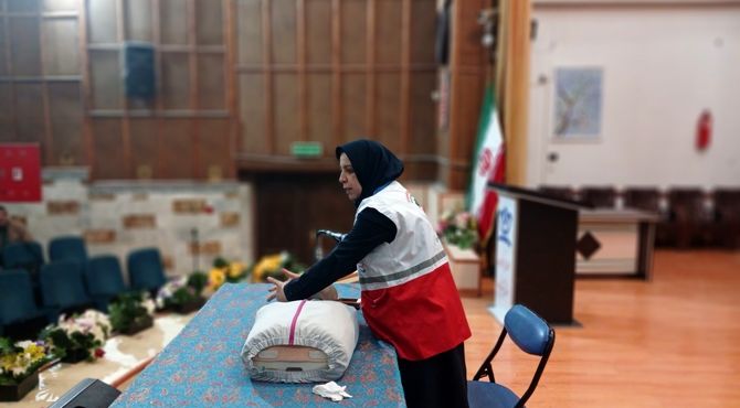 هدف از دوره تربیت مدرس پیشتازان ارتقاع مهارتهای آموزشی است