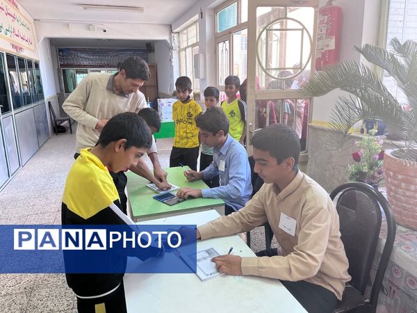 انتخابات شورای دانش آموزی در شهرستان بجستان