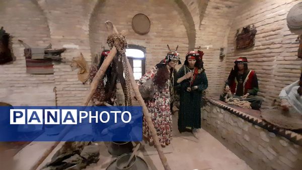 فلک‌الافلاک میزبان دانش‌آموزان‌دبیرستان‌ریحانه