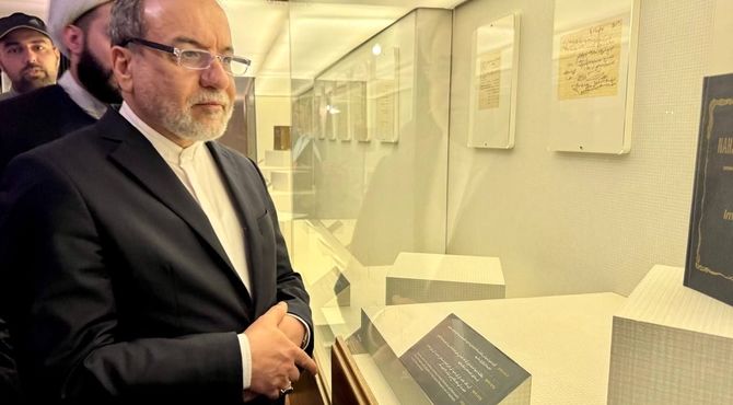 بازدید وزیر امور خارجه از منزل رهبر معظم انقلاب در مشهد