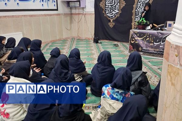 در سوگ مادرِ وفا