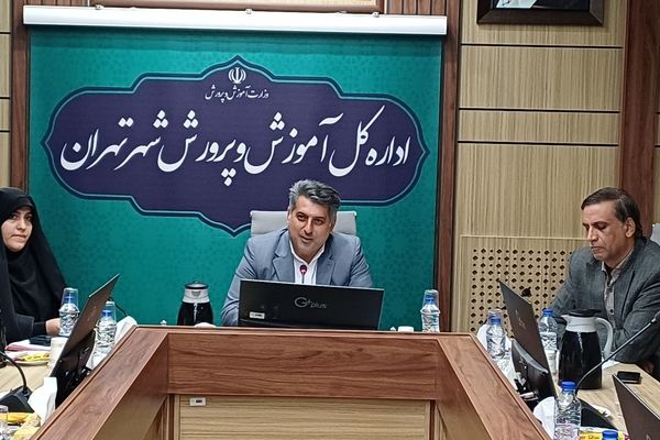 اجرای منظم آموزش‌های ارتقایی مهم‌ترین گام در کنترل و پیشگیری از آسیب‌های اجتماعی است