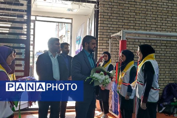 همایش بزرگ هزار نفری یاوران انقلاب و پیشتازان مقاومت در شهر جدید پرند