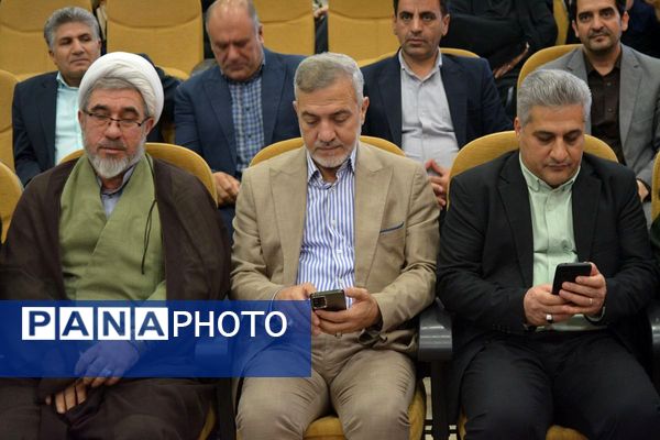 دومین جشنواره پوشش ایرانی اسلامی نوردُخت دربهارستان‌دو