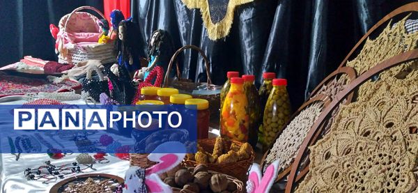  آیین افتتاحیه نمایشگاه پایگاه‌های مقاومت بسیج اسوه‌ شهرستان ملایر