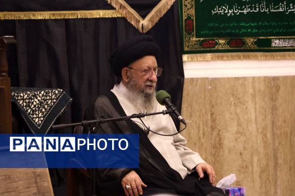 بدرقه معنوی ۷۰ پیشتاز گلستان به حج عمره در بیت‌الزهرا آیت‌الله نورمفیدی