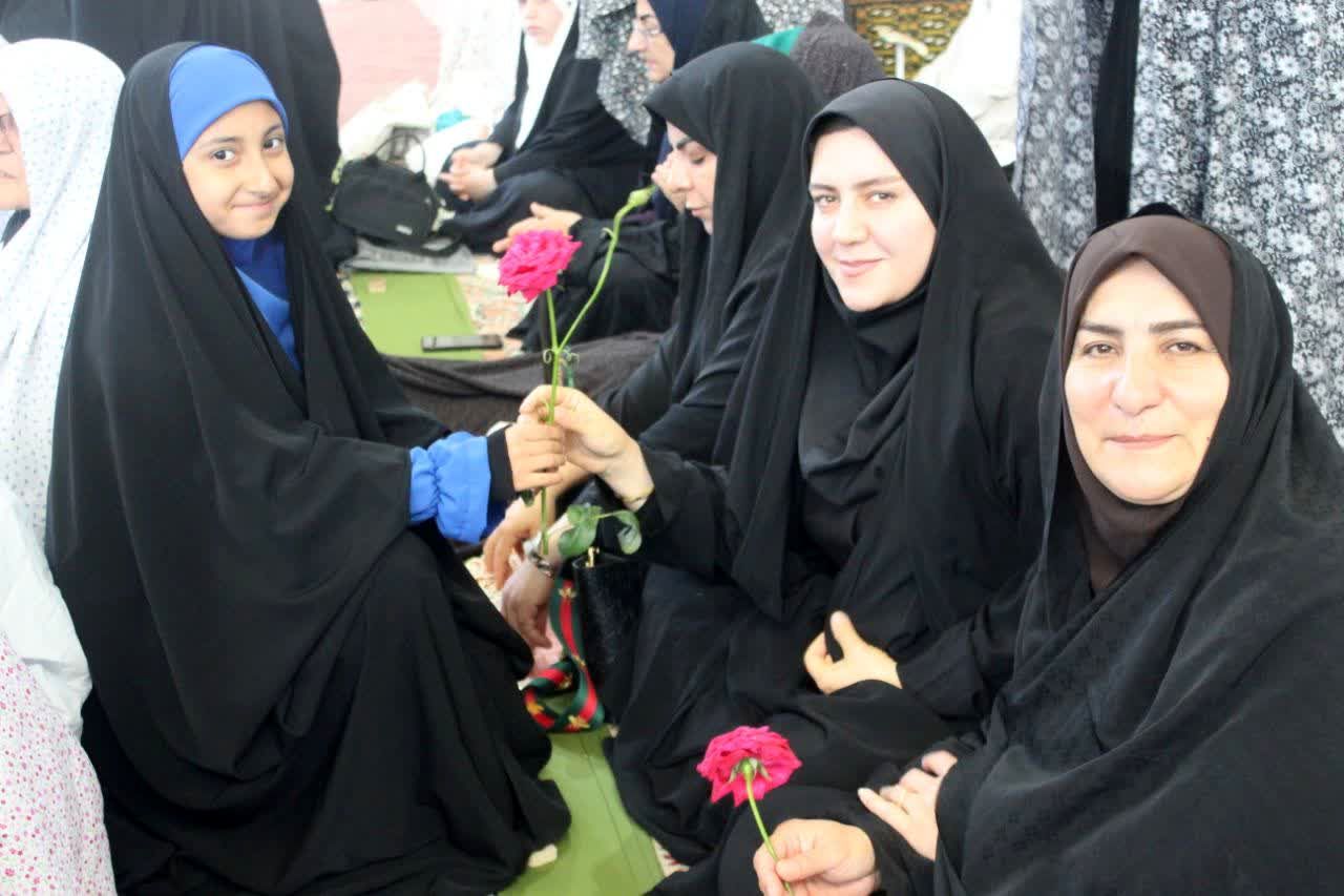 بزرگداشت مقام معلم در نماز جمعه گلوگاه 