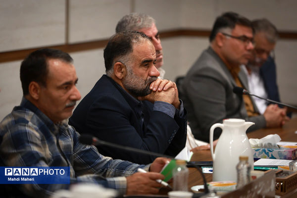 جلسه هم‌اندیشی و هم‌افزایی سرناظران پایش فعالیت‌های قرآن، عترت و نماز در سراسر کشور