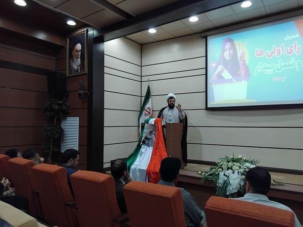 برگزاری همایش رای‌اولی‌ها دانش‌آموزان در شهرستان بجنورد