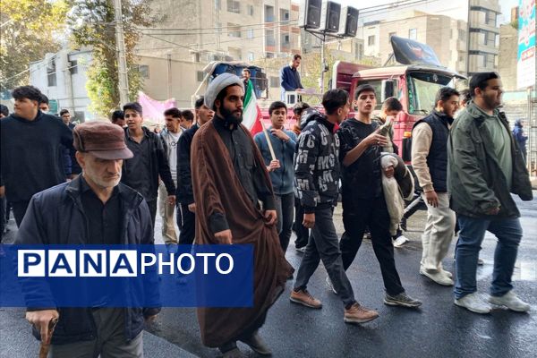 حضور پرشور دختران و پسران شهریار در روز استکبار ستیزی