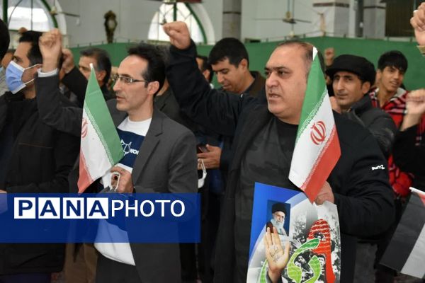 پایبندی به ارزش‌های انقلاب و ولایتمداری با حضور در مراسم 9 دی