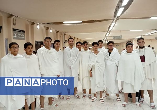 روایت تصویری سفر معنوی دانش‌آموزان عازم حج عمره