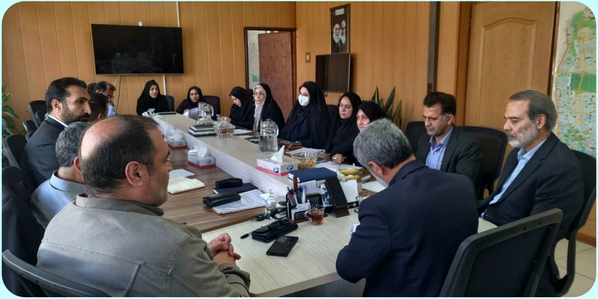 بررسی آمادگی مدارس منطقه ۲ تهران در جلسه شورای ساماندهی
