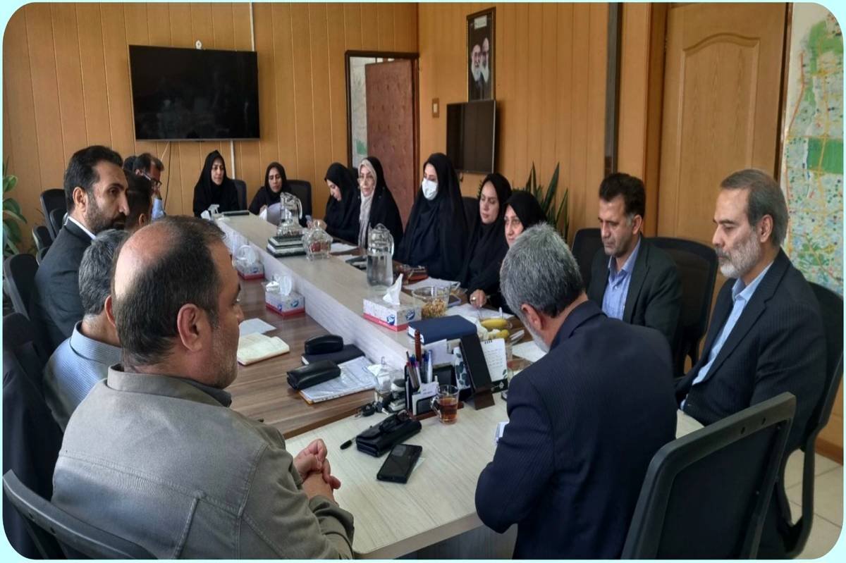 بررسی آمادگی مدارس منطقه ۲ تهران در جلسه شورای ساماندهی
