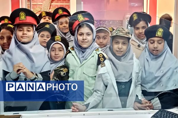اولین اردوی آموزشی و تفریحی دانش‌آموزان آموزشگاه میمنت زین‌اوقلی در‌ شهر مشاغل