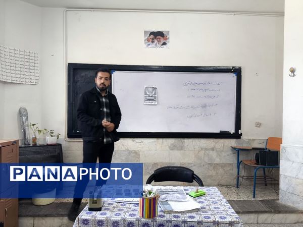 مسابقه درس‌هایی از قرآن گامی برای ترویج فرهنگ و سبک زندگی قرآنی در بین دانش‌آموزان دبستان شهید پسندیده فدافن