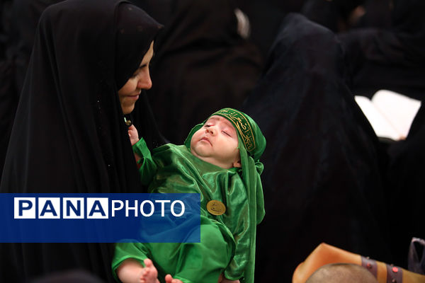 همایش شیرخوارگان حسینی در حرم بانوی کرامت