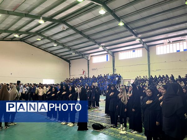 فین غرق در عطر فاطمی همزمان با روز دانش‌آموز