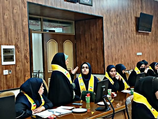 مجمع انتخابات شورای دانش‌آموزی ناحیه۴ اصفهان با حضور نمایندگان مدارس برگزار شد