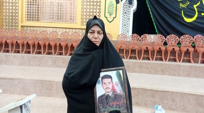 مصاحبه با پدر و مادر شهید جمشیدی؛ فرزندی که آسمان را برای ما امن کرد
