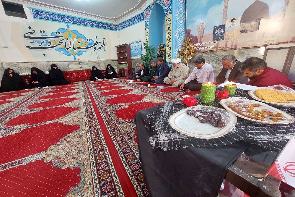 جلسه اعضا شورا و فرماندهان کانون بسیج فرهنگیان شهید مطهری ۲ ناحیه ۲