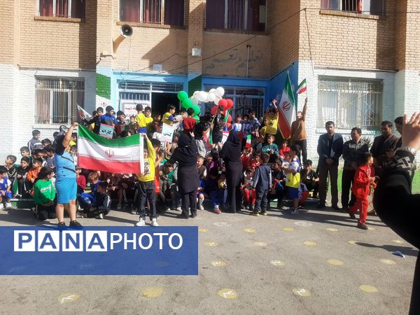شور و نشاط دانشآموزان در المپیاد ورزشی مدرسه شهید عزیزی اسدآباد