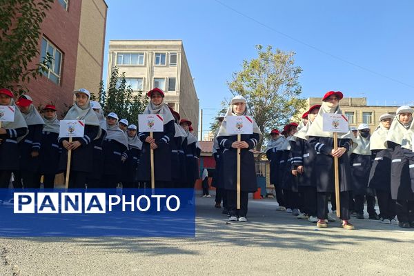 برگزاری انتخابات انجمن‌های ورزشی در دبیرستان زینبیه۲ شهریار