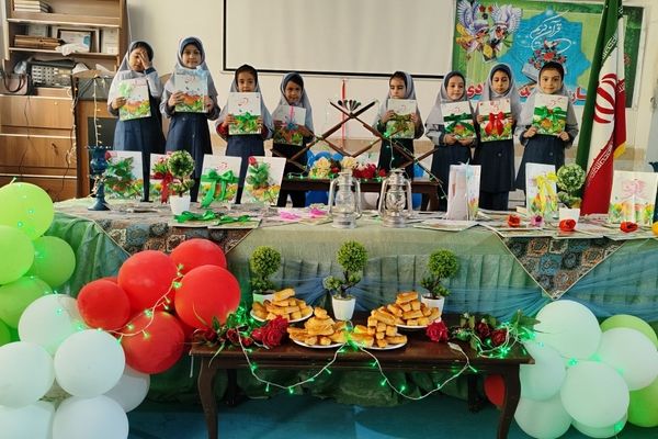 جشن قرآن کلاس اولی‌ها در مدرسه شاهد خیر سجادی 
