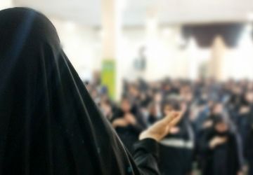 برپایی هیئت عزاداری در دبیرستان دخترانه صدیقه طاهره ناحیه یک شهرری