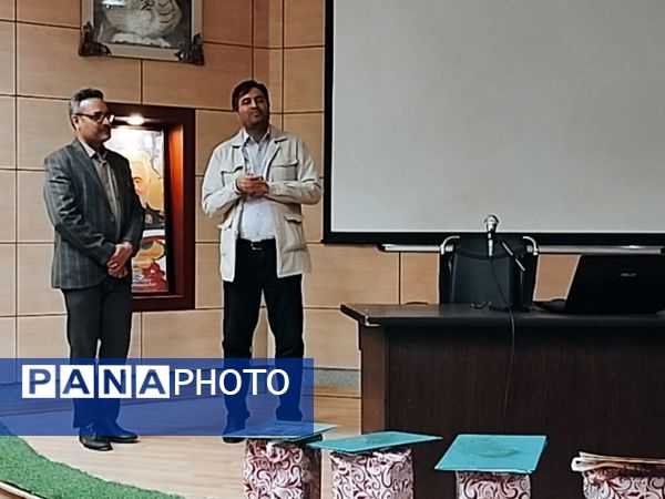 اولین گردهمایی دبیران و مدرسین درس تفکر و زندگی در کانون فارابی 