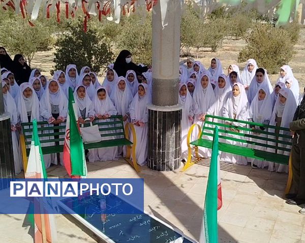 مراسم غبارروبی مزار شهدای گمنام دانشگاه آزاد اسلامی واحد کاشمر